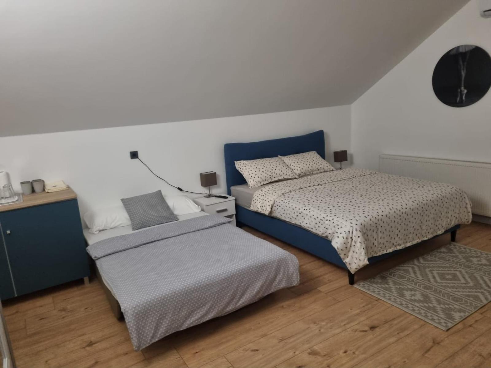 Sobe Marta Hotel Trgovisce Bagian luar foto